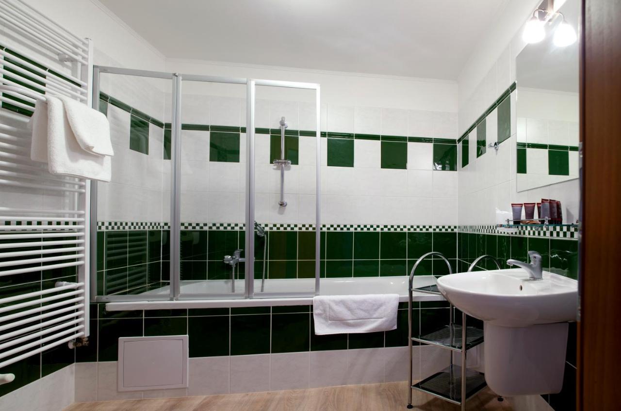 Wellness Hotel Ida Františkovy Lázně エクステリア 写真