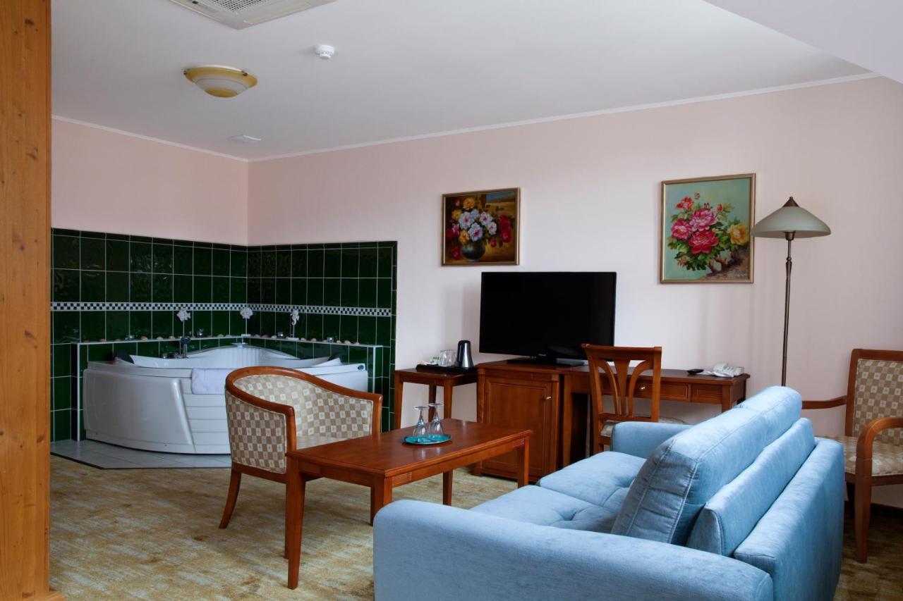 Wellness Hotel Ida Františkovy Lázně エクステリア 写真